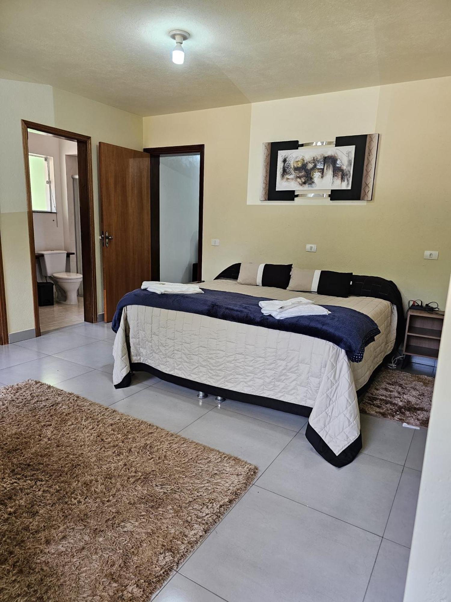 Chalés Caminho das Pedras Apartamento *